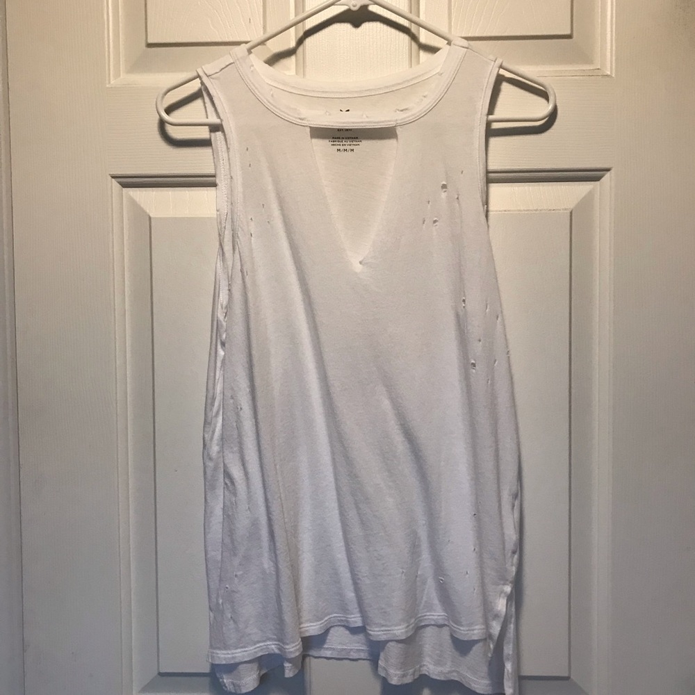 AE distressed muscle tank. Size medium
